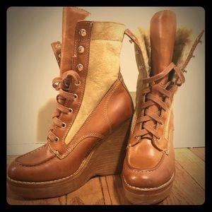 The Office of Angela Scott - Miss Louis